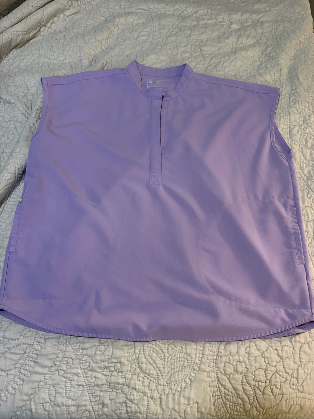 FIGS Lavender Dew Rafaela oversized Scrub Top